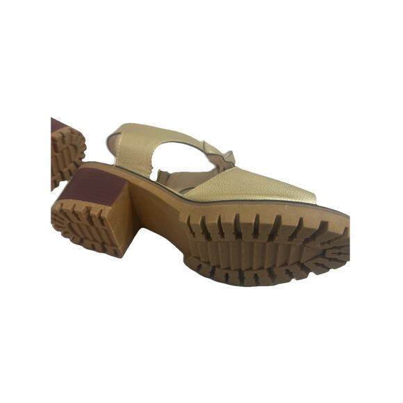 Chic Sandals Gold Chucky Sole Heels Zip Comfy Shoes Sling Back Woman's Sz 8.5 - Picture 11 of 12